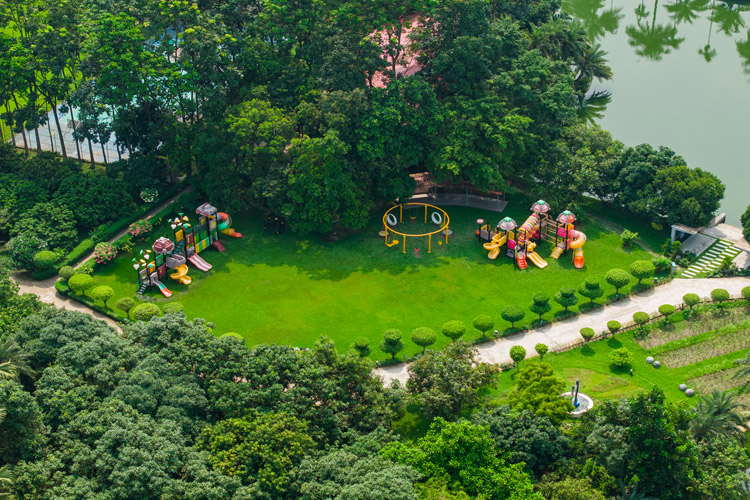 Family & Kids at Dream Square Resort